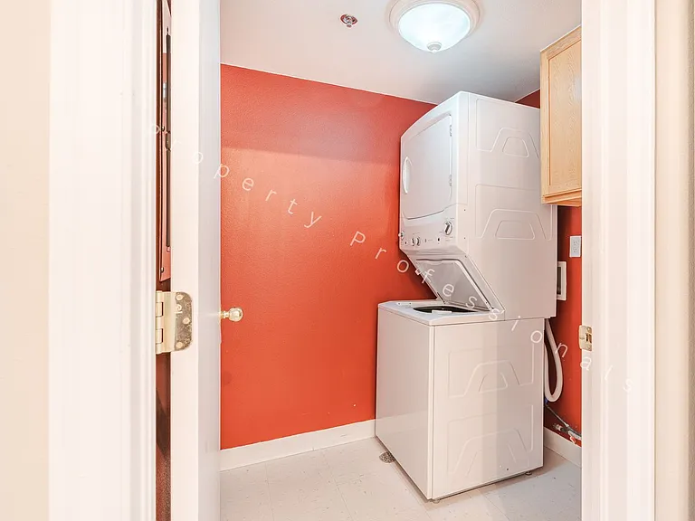 790 Castle Valley Blvd #A — Photo 12