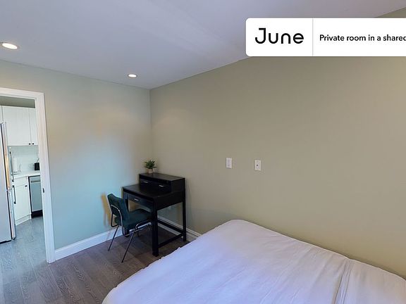3rd image of 20 Avenue A #5M-C