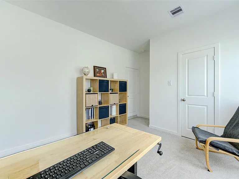 21614 Springhill Grove Ln — Photo 12
