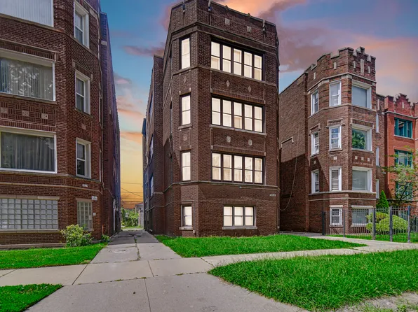 8010 S Phillips Ave, Chicago, IL 60617