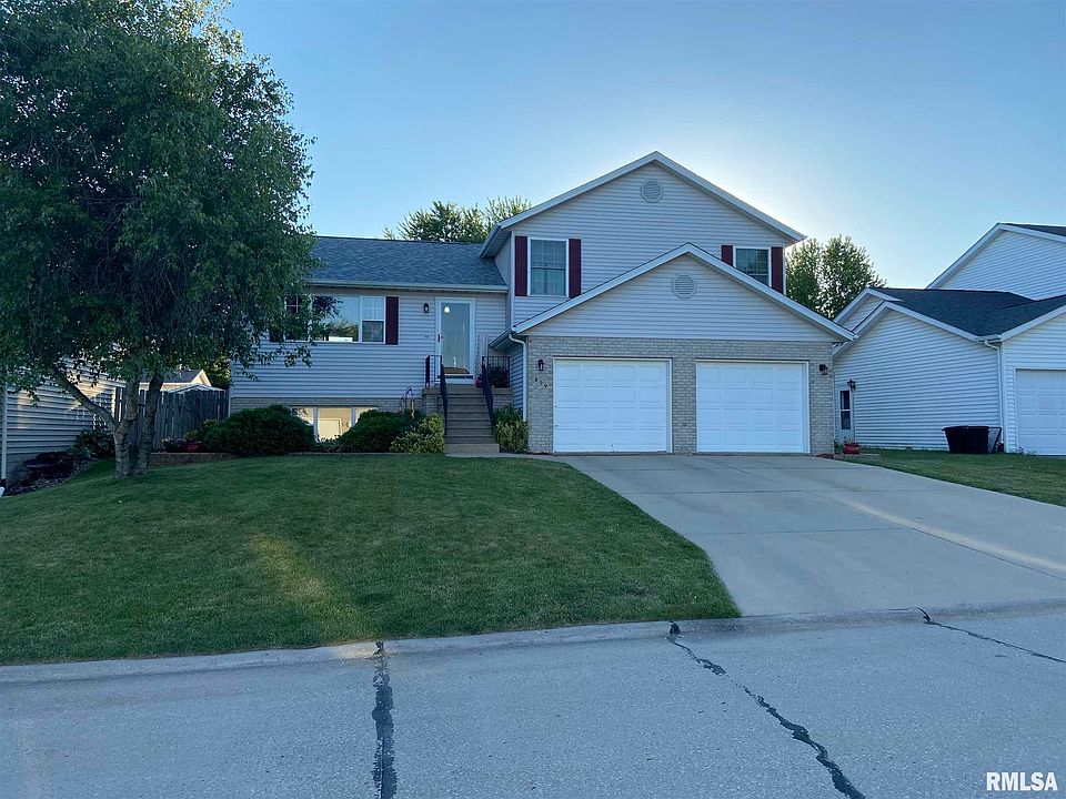 1st image of 809 Birchwood Dr