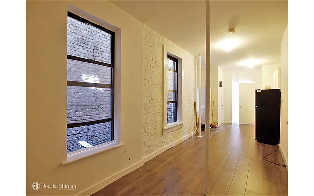 Rented by Douglas Elliman | media 36