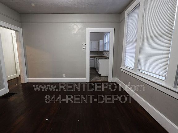 4th image of 1304 N Heidelbach Ave