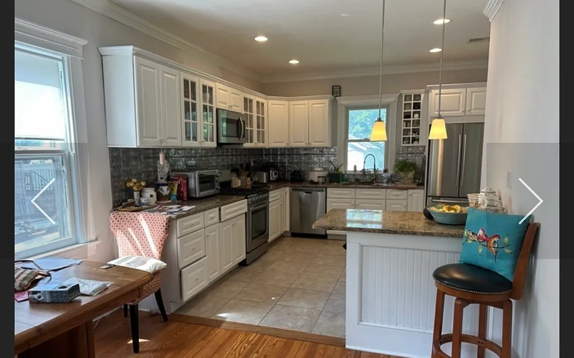 3 bed, 2.5 bath, 1300 sqft, $1,350 — Photo 2