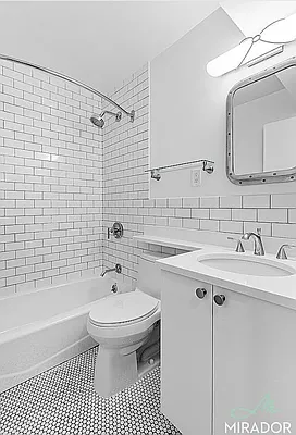 Rented by Mirador Real Estate | media 4