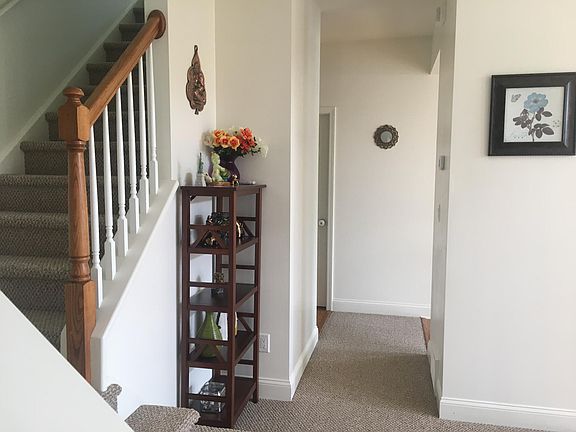4th image of 29 Sutton Dr