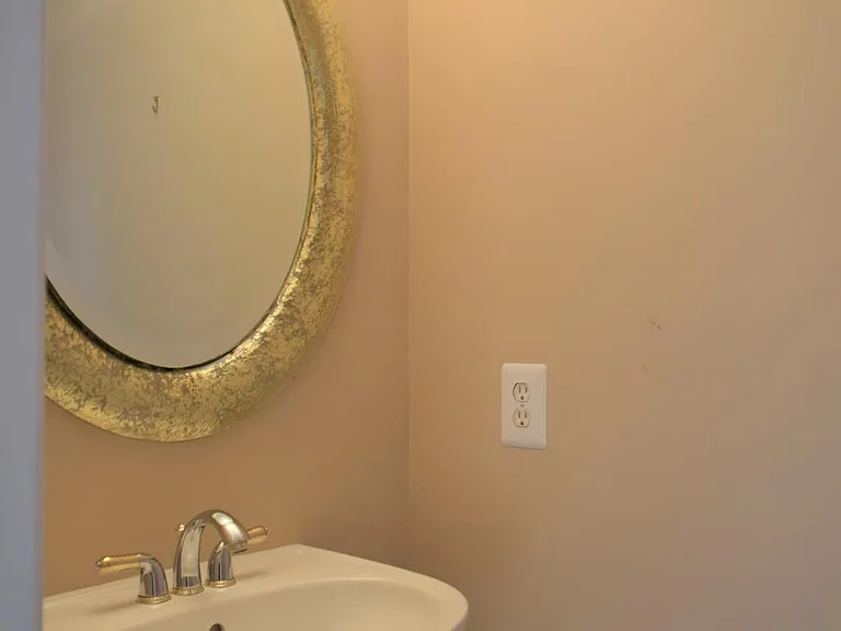 8933 Royal Astor Way — Photo 14