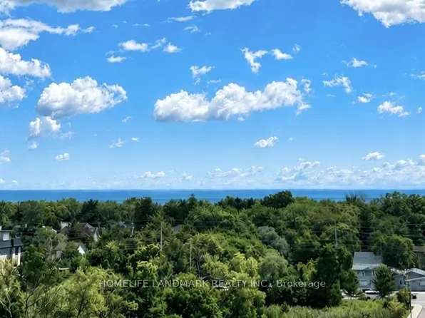 1063 Douglas McCurdy Cmn, Mississauga, ON