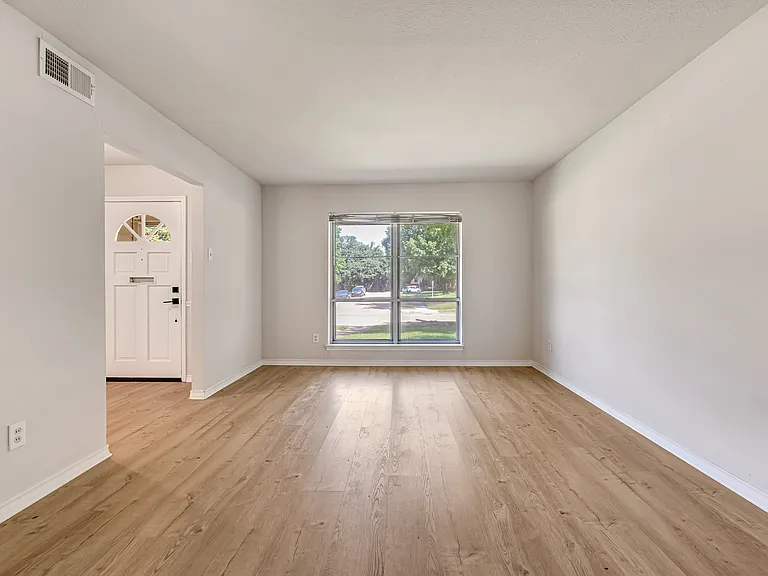 3154 Brincrest Dr — Photo 7