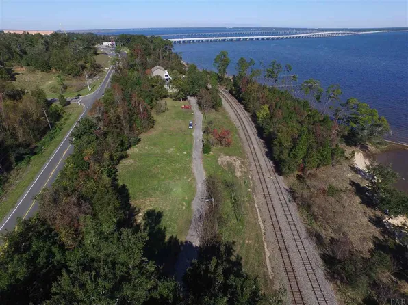 10 Mikemo Way, Pensacola, FL 32504