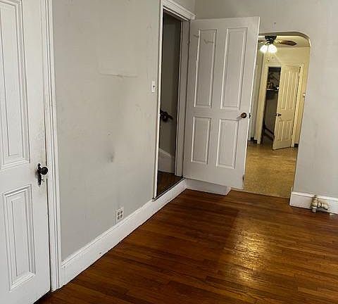 3rd image of 335 Chestnut St