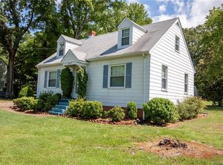 1917 Adkins Rd, North Chesterfield, VA 23236