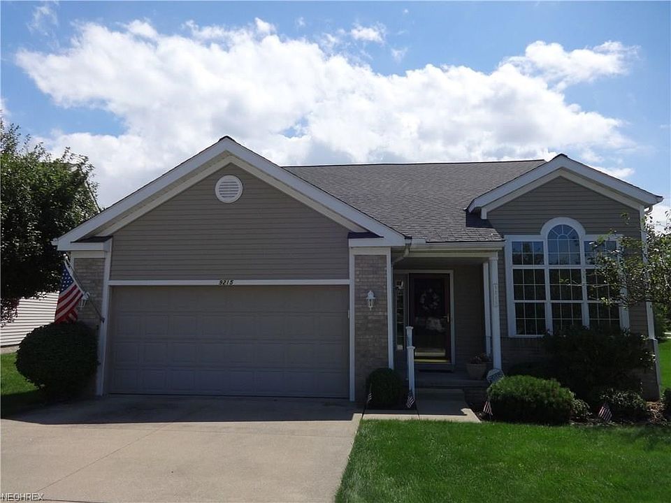 Ranch/Cluster with full basement!