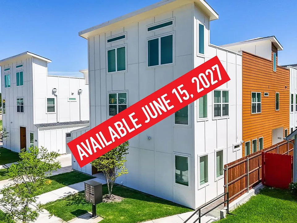 2509 Benbrook Blvd #902