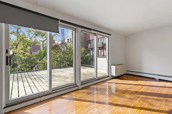 Rented by Compass | media 29