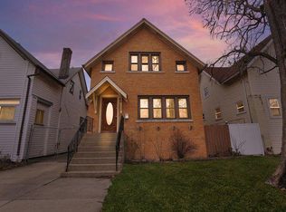 140 S 19th Ave, Maywood, IL