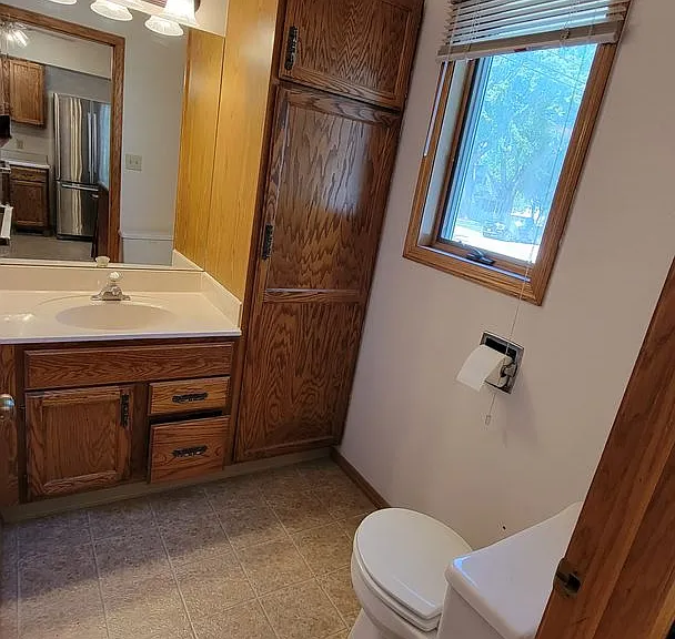 520 Dove St — Photo 9
