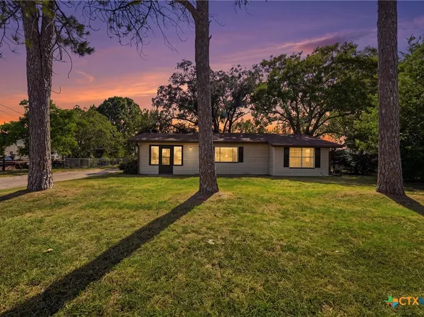 1603 Seydler St, Gonzales, TX 78629