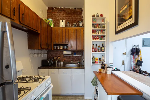 Rented by Douglas Elliman | media 4