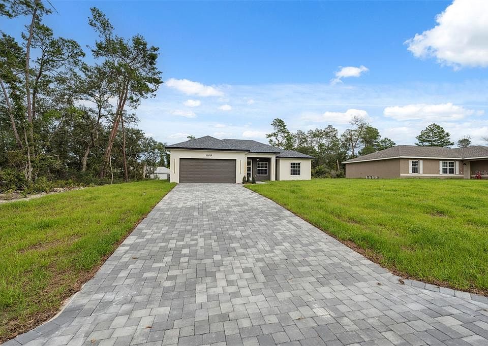 Apple - banbi① 16619 W Apple Ln, Gurnee, IL 60031 | Redfin