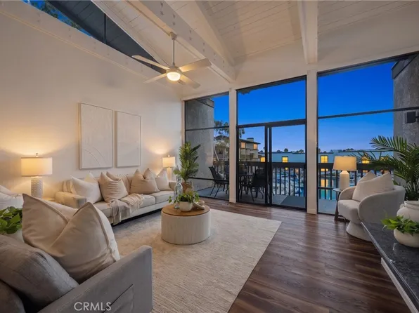 7303 Marina Pacifica Dr, Long Beach, CA 90803
