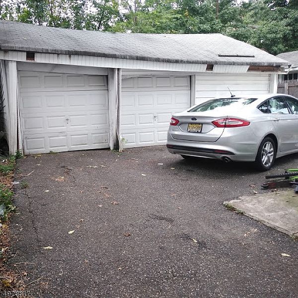 2nd image of 25 Boyden Pkwy S