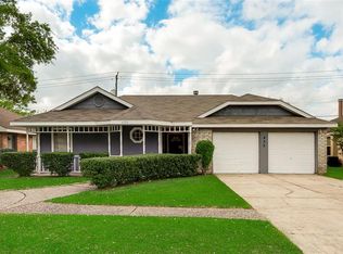 435 Richvale Ln, Webster, TX 77598