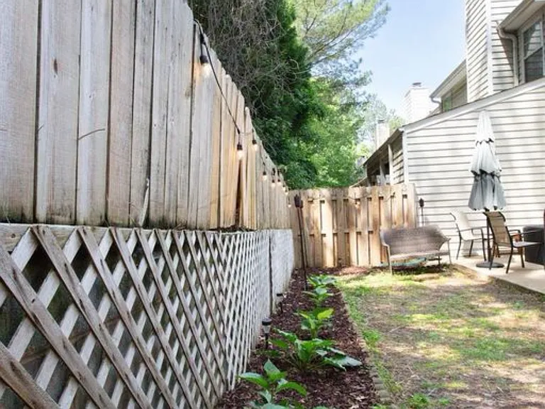 144 Sugar Dr — Photo 3