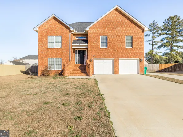 303 Rose Pointe Ct, Bonaire, GA 31005