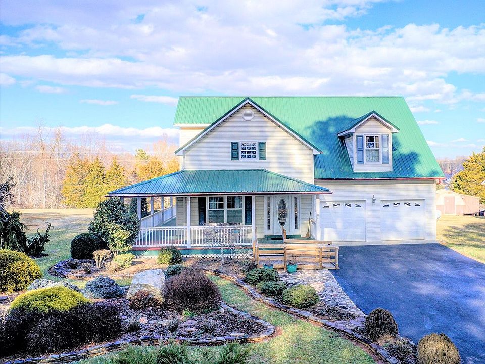 1st image of 104 Dogwood Ln