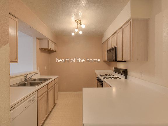 3rd image of 4801 Irving Blvd NW Unit 3203