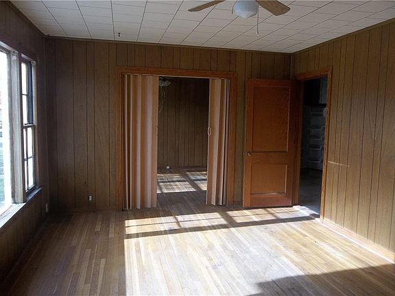 3rd image of 1396 W 7th Ave