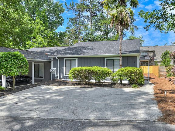 2nd image of 439 Forest Hills Dr