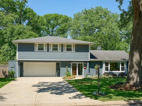 1706 Magnolia St, Glenview, IL 60025