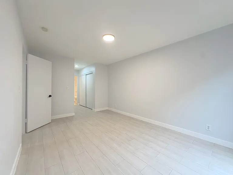 21828 Belshire Ave #15 — Photo 2
