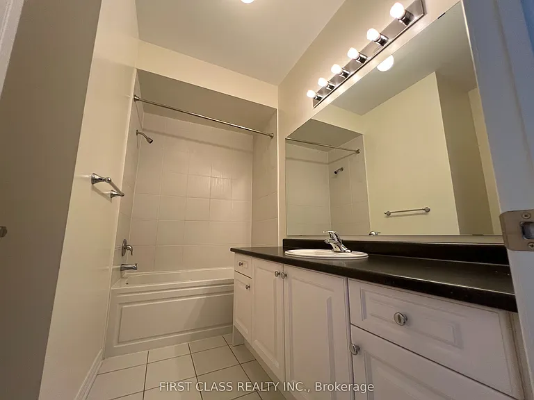 27 William Berczy Blvd — Photo 22