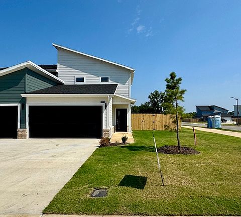 2nd image of 1700 SW Poigai Way