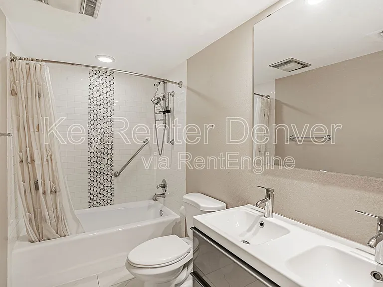 800 N Pearl St #202 — Photo 11