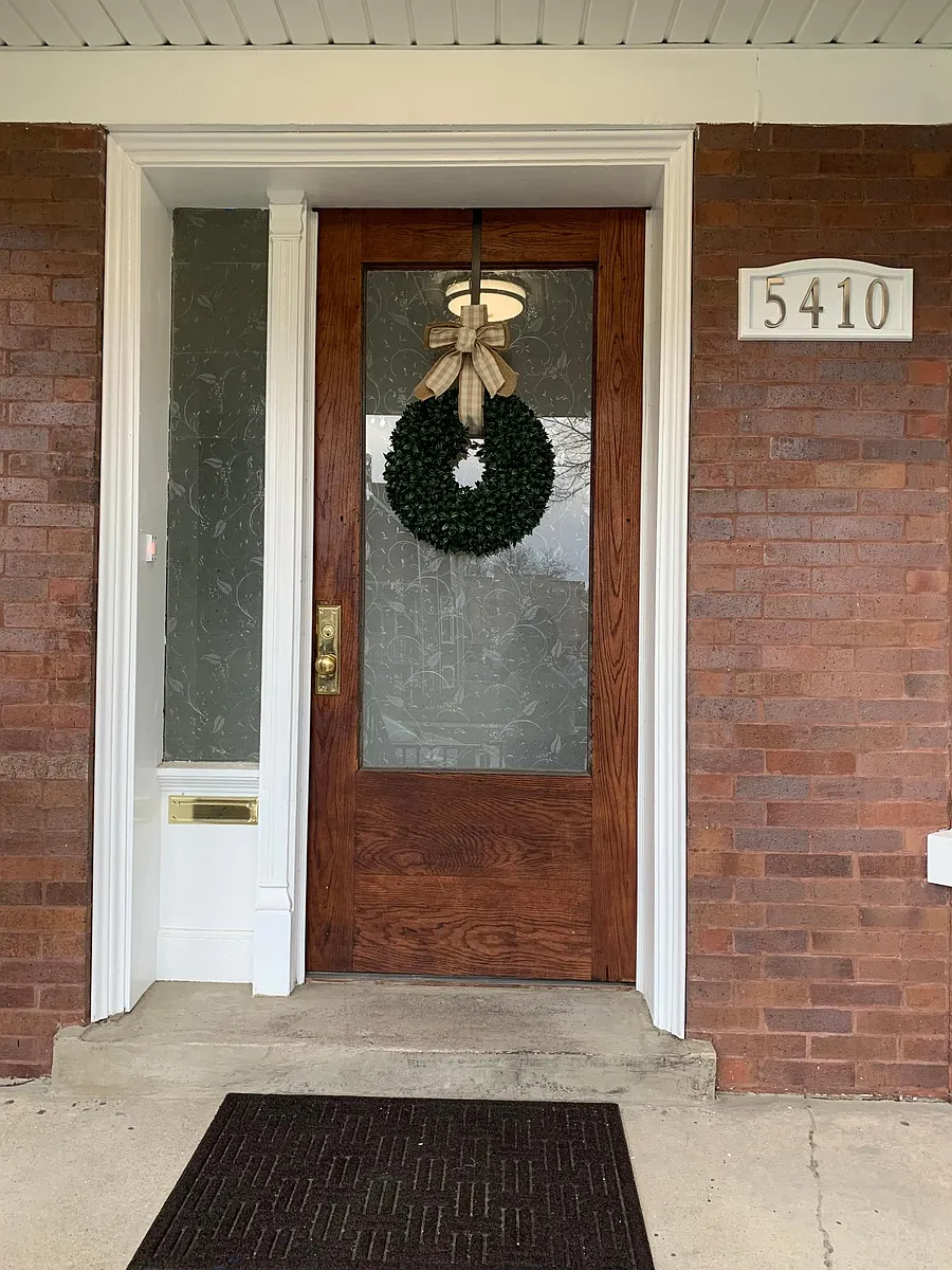 Front porch - 5410 W Iowa St
