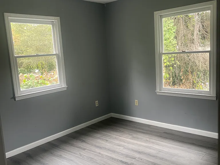 113 S Justice St — Photo 21