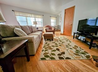 4000 N Farwell Ave #12, Milwaukee, WI 53211