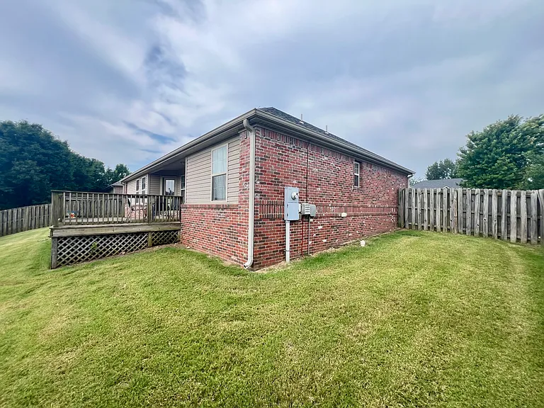 800 Sienna Dr — Photo 12