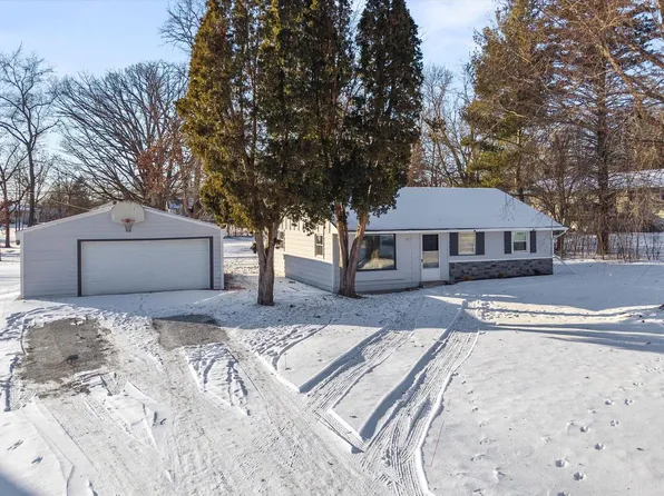 9257 South 94th STREET, Franklin, WI 53132