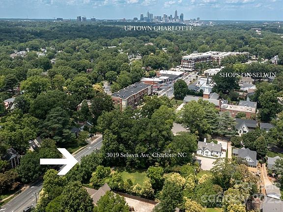3rd image of 3019 Selwyn Ave #1