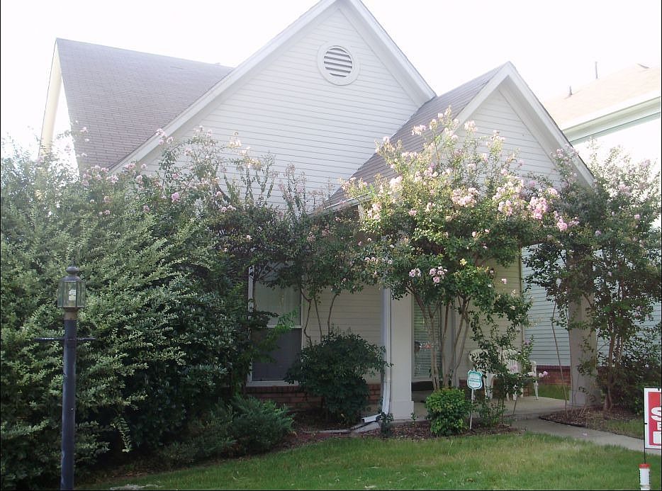 Front overall view-photo2