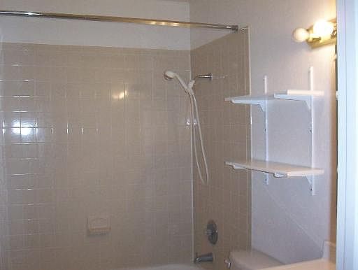 4th image of 6822 SPRING FOREST DR