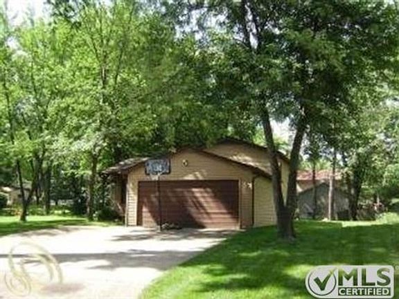 5th image of 7450 Glascott Ave