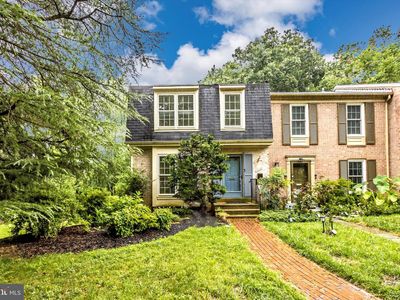 10000 Maple Leaf Dr, Gaithersburg, MD, 20886