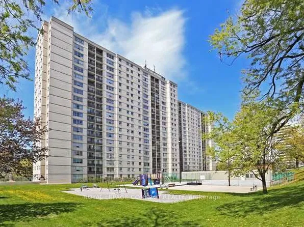5 Parkway Forest Dr, Toronto, ON