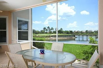 2 bed, 2.0 bath, 1833 sqft, $10,000 — Photo 2